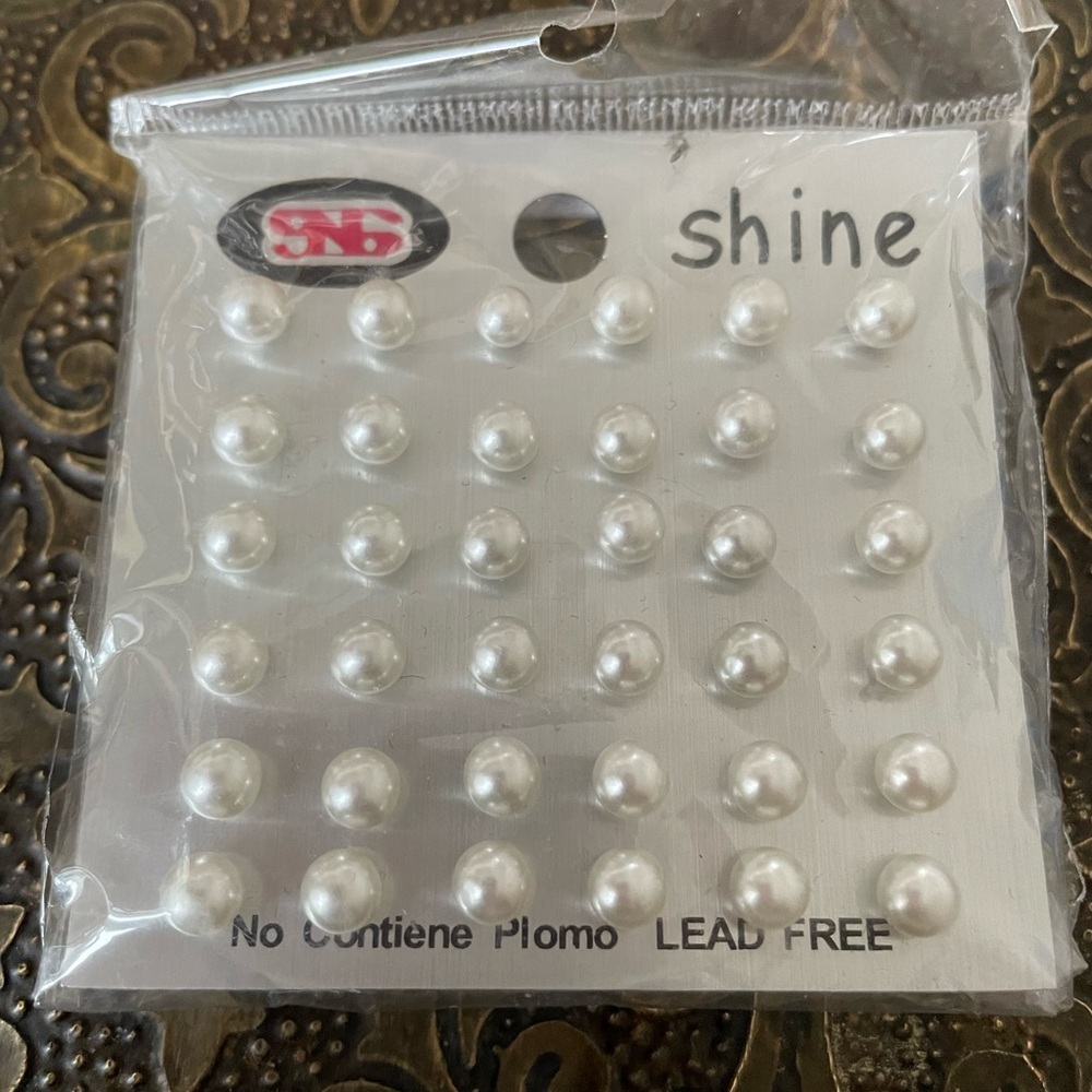 New 18 Pearl Stud Earrings 6mm pierced Hypoallergenic Earrings